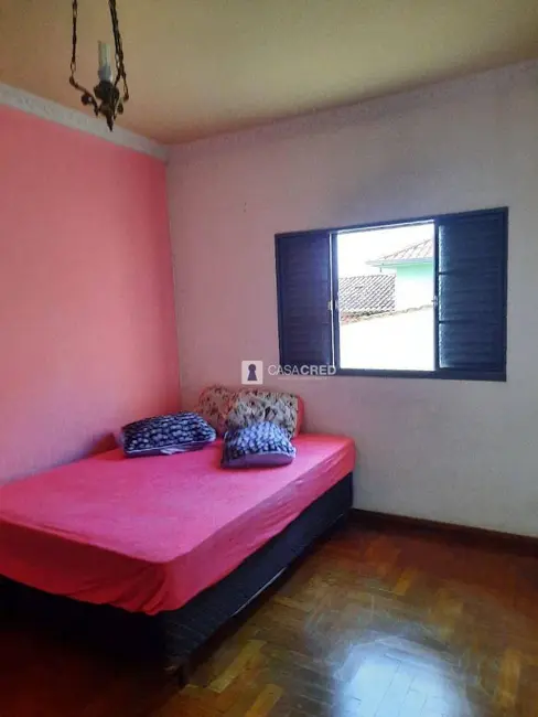 Casa com 3 quartos à venda, 200m2 em Jardim Ribeiro, Varginha - MG - imagem 4 Foto 4 de Casa com 3 quartos à venda, 200m2 em Jardim Ribeiro, Varginha - MG