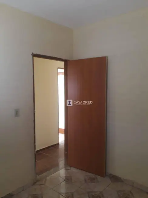 Casa com 3 quartos à venda, 250m2 em Damasco, Varginha - MG - imagem 6 Foto 6 de Casa com 3 quartos à venda, 250m2 em Damasco, Varginha - MG