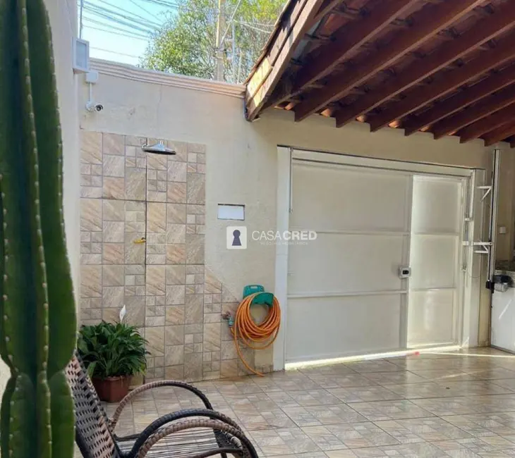 Casa com 2 quartos à venda, 107m2 em Jardim São Joaquim, Varginha - MG - imagem 3 Foto 3 de Casa com 2 quartos à venda, 107m2 em Jardim São Joaquim, Varginha - MG