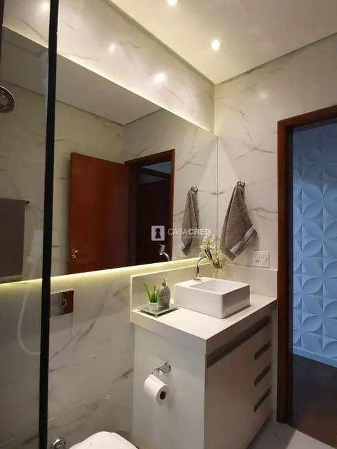Casa com 2 quartos à venda, 107m2 em Jardim São Joaquim, Varginha - MG - imagem 8 Foto 8 de Casa com 2 quartos à venda, 107m2 em Jardim São Joaquim, Varginha - MG
