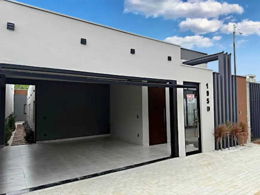 Foto 1 de Casa com 3 quartos à venda, 250m2 em Varginha - MG