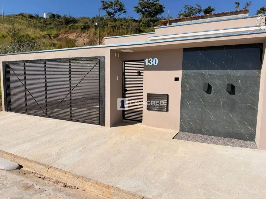 Foto 1 de Casa com 2 quartos à venda, 150m2 em Varginha - MG