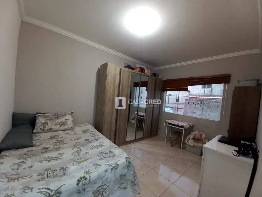 Casa com 2 quartos à venda, 100m2 em São Lucas, Varginha - MG - imagem 9 Foto 9 de Casa com 2 quartos à venda, 100m2 em São Lucas, Varginha - MG