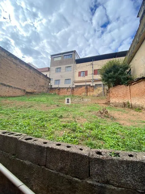 Casa com 2 quartos à venda, 370m2 em Vila Nogueira, Varginha - MG - imagem 5 Foto 5 de Casa com 2 quartos à venda, 370m2 em Vila Nogueira, Varginha - MG