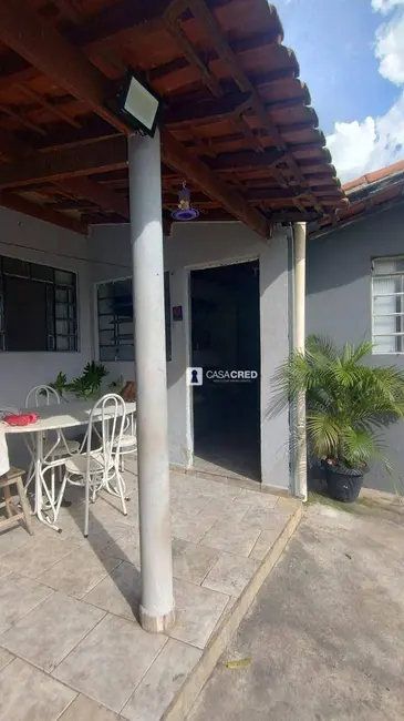 Foto 18 de Casa à venda, 325m2 em Jardim Mont Serrat, Varginha - MG