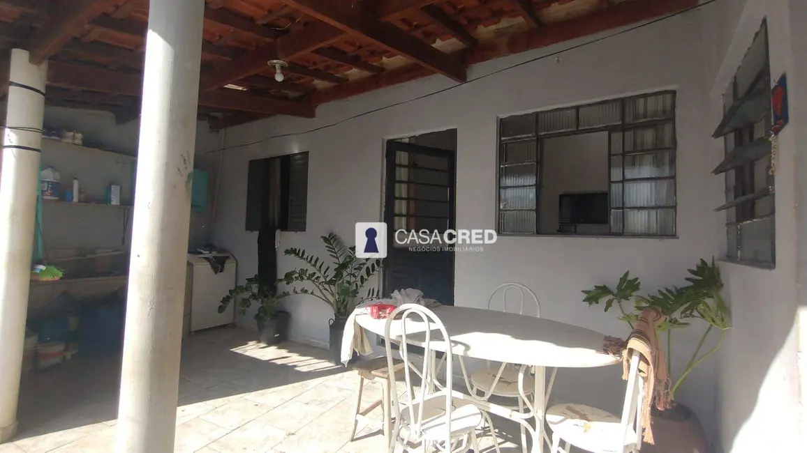 Foto 15 de Casa à venda, 325m2 em Jardim Mont Serrat, Varginha - MG