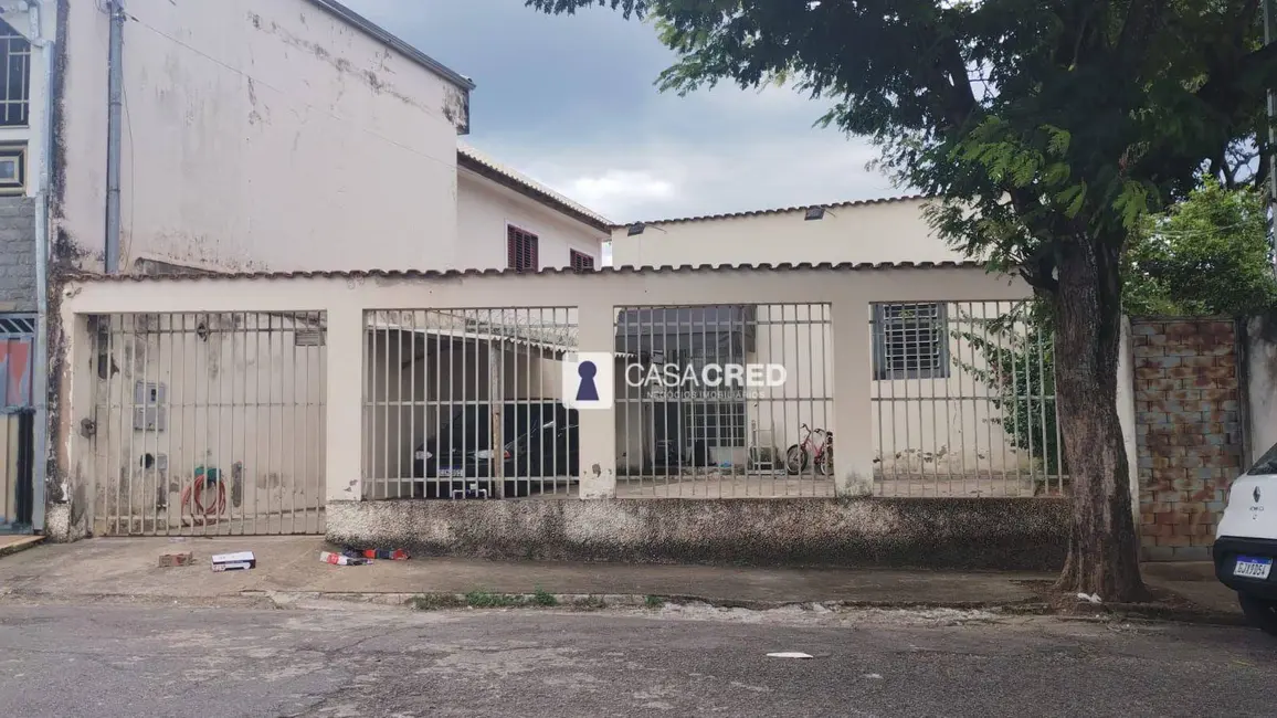 Foto 1 de Casa à venda, 325m2 em Jardim Mont Serrat, Varginha - MG