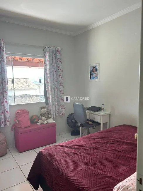 Casa com 2 quartos à venda, 150m2 em Santa Maria, Varginha - MG - imagem 4 Foto 4 de Casa com 2 quartos à venda, 150m2 em Santa Maria, Varginha - MG