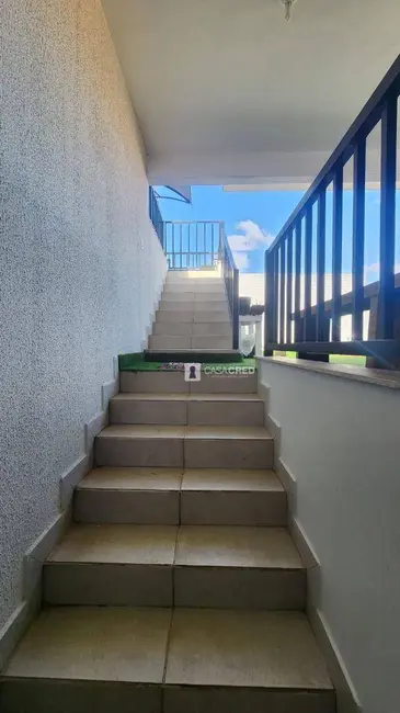 Foto 3 de Casa com 3 quartos à venda, 200m2 em Conjunto Habitacional Centenário, Varginha - MG