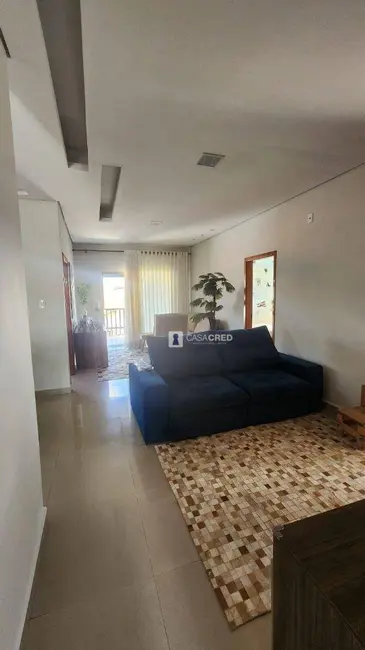 Foto 5 de Casa com 3 quartos à venda, 200m2 em Conjunto Habitacional Centenário, Varginha - MG