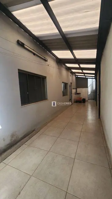 Casa com 2 quartos à venda, 200m2 em Conjunto Habitacional Centenário, Varginha - MG - imagem 9 Foto 9 de Casa com 2 quartos à venda, 200m2 em Conjunto Habitacional Centenário, Varginha - MG