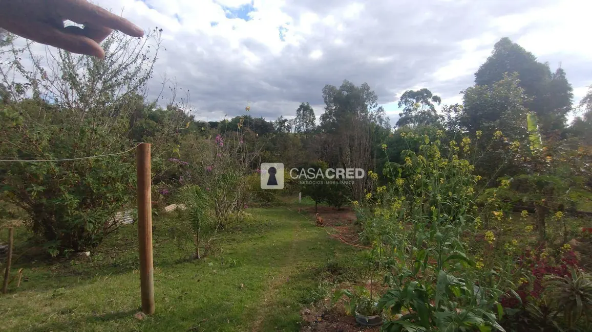 Chácara com 3 quartos à venda, 1000m2 em Tres Pontas - MG - imagem 4 Foto 4 de Chácara com 3 quartos à venda, 1000m2 em Tres Pontas - MG