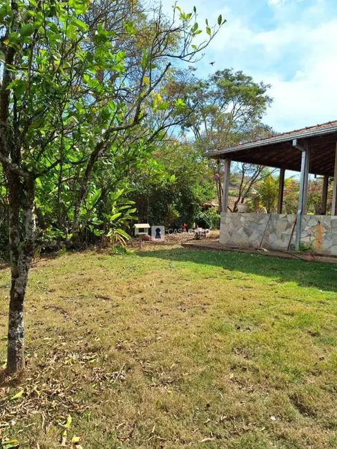 Chácara com 2 quartos à venda, 880m2 em Varginha - MG - imagem 7 Foto 7 de Chácara com 2 quartos à venda, 880m2 em Varginha - MG