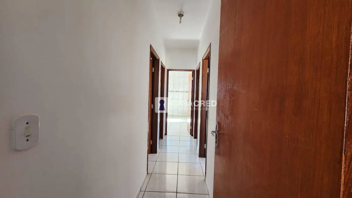 Casa com 3 quartos à venda, 250m2 em Santa Maria, Varginha - MG - imagem 8 Foto 8 de Casa com 3 quartos à venda, 250m2 em Santa Maria, Varginha - MG