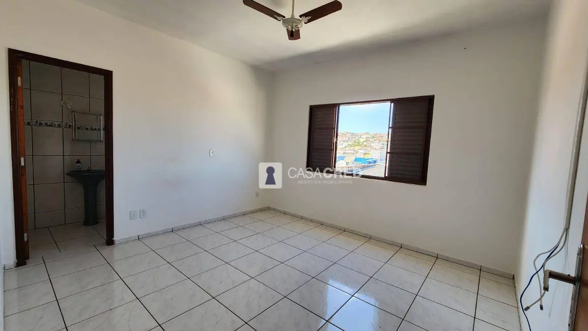 Casa com 3 quartos à venda, 250m2 em Santa Maria, Varginha - MG - imagem 5 Foto 5 de Casa com 3 quartos à venda, 250m2 em Santa Maria, Varginha - MG