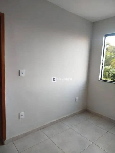 Foto 4 de Apartamento com 2 quartos para alugar, 51m2 em Parque de Exposições, Varginha - MG