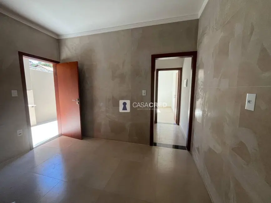 Foto 4 de Casa com 2 quartos à venda, 165m2 em Vargem, Varginha - MG