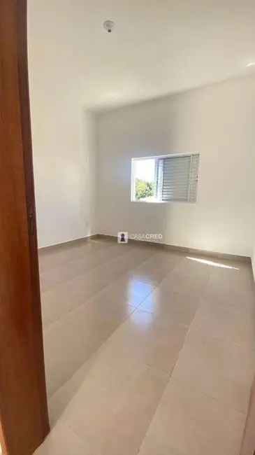 Casa com 2 quartos à venda, 200m2 em Alto da Figueira III, Varginha - MG - imagem 2 Foto 2 de Casa com 2 quartos à venda, 200m2 em Alto da Figueira III, Varginha - MG