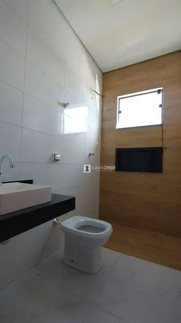 Casa com 3 quartos à venda, 200m2 em Varginha - MG - imagem 9 Foto 9 de Casa com 3 quartos à venda, 200m2 em Varginha - MG