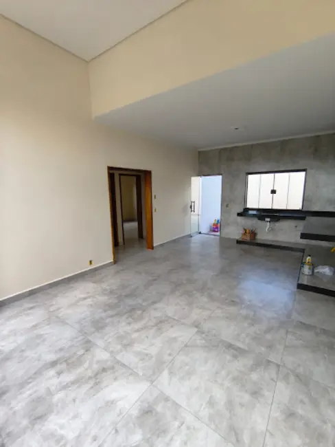 Foto 1 de Casa com 3 quartos à venda, 225m2 em Varginha - MG