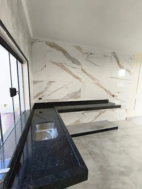 Casa com 3 quartos à venda, 225m2 em Varginha - MG - imagem 4 Foto 4 de Casa com 3 quartos à venda, 225m2 em Varginha - MG