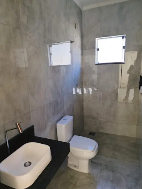 Casa com 3 quartos à venda, 225m2 em Varginha - MG - imagem 3 Foto 3 de Casa com 3 quartos à venda, 225m2 em Varginha - MG