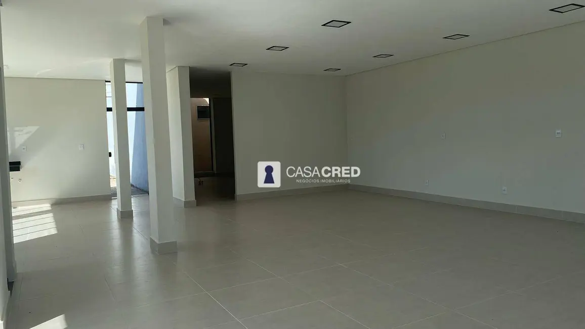 Loja para alugar, 300m2 em Vila Paiva, Varginha - MG - imagem 7 Foto 7 de Loja para alugar, 300m2 em Vila Paiva, Varginha - MG