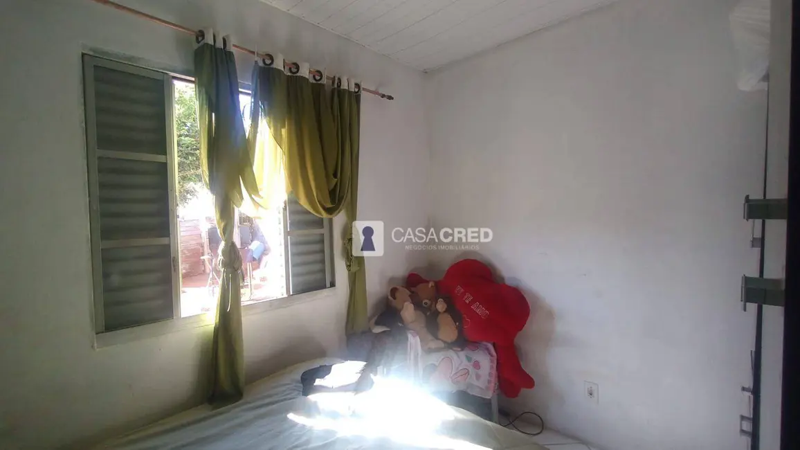 Casa com 2 quartos à venda, 200m2 em Dos Carvalhos, Varginha - MG - imagem 5 Foto 5 de Casa com 2 quartos à venda, 200m2 em Dos Carvalhos, Varginha - MG