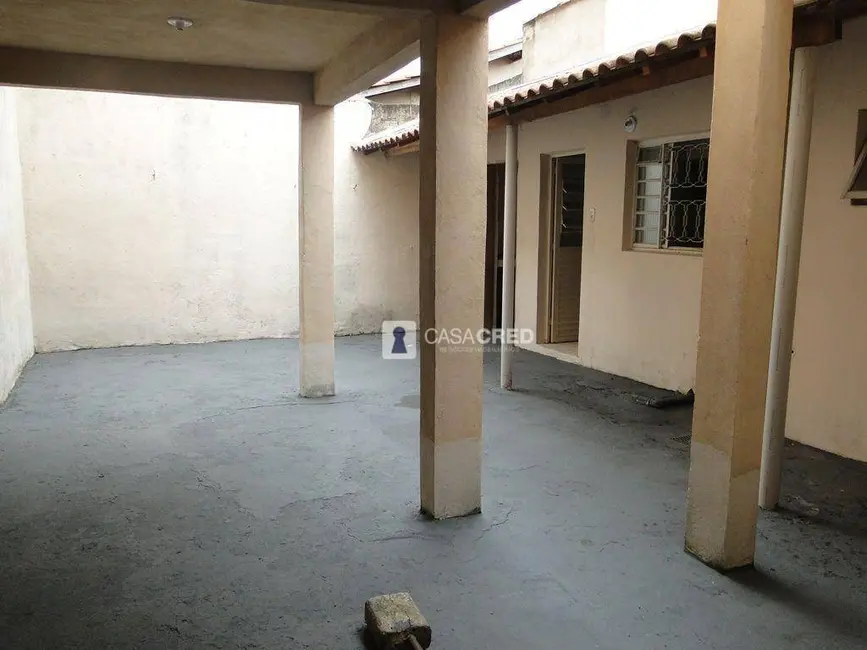 Casa com 3 quartos à venda, 260m2 em Damasco, Varginha - MG - imagem 9 Foto 9 de Casa com 3 quartos à venda, 260m2 em Damasco, Varginha - MG