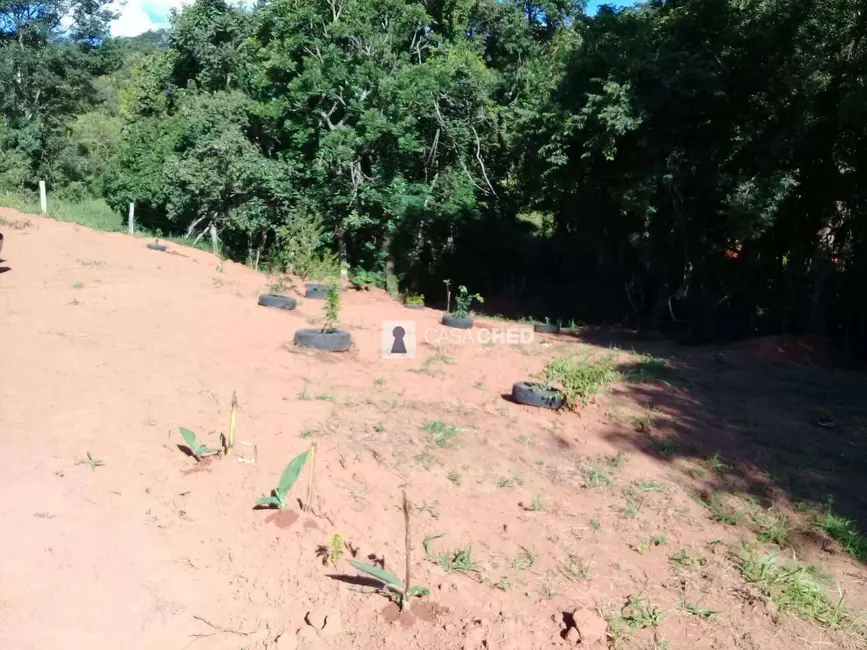 Foto 1 de Terreno / Lote à venda, 1487m2 em Varginha - MG