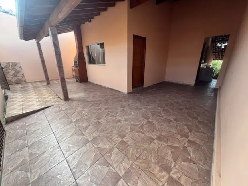 Casa com 2 quartos à venda, 250m2 em Varginha - MG - imagem 6 Foto 6 de Casa com 2 quartos à venda, 250m2 em Varginha - MG