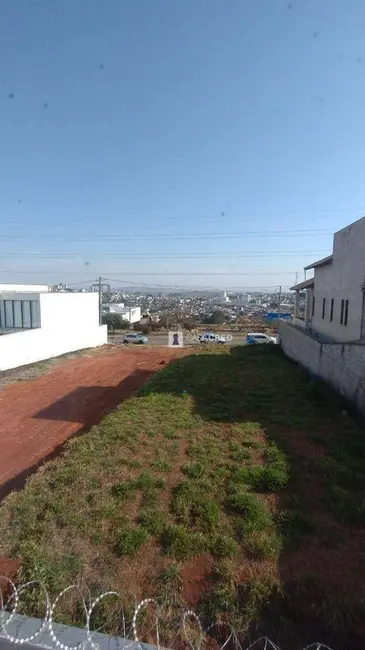 Foto 8 de Armazém / Galpão para alugar, 300m2 em Vila Paiva, Varginha - MG