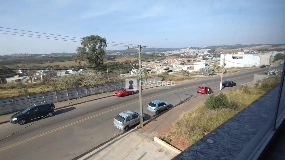 Foto 7 de Armazém / Galpão para alugar, 300m2 em Vila Paiva, Varginha - MG