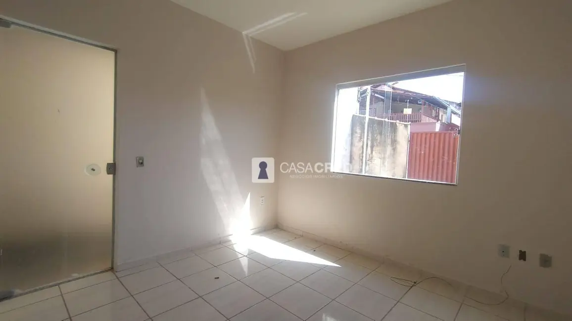 Casa com 2 quartos à venda, 100m2 em Jardim São Joaquim, Varginha - MG - imagem 3 Foto 3 de Casa com 2 quartos à venda, 100m2 em Jardim São Joaquim, Varginha - MG
