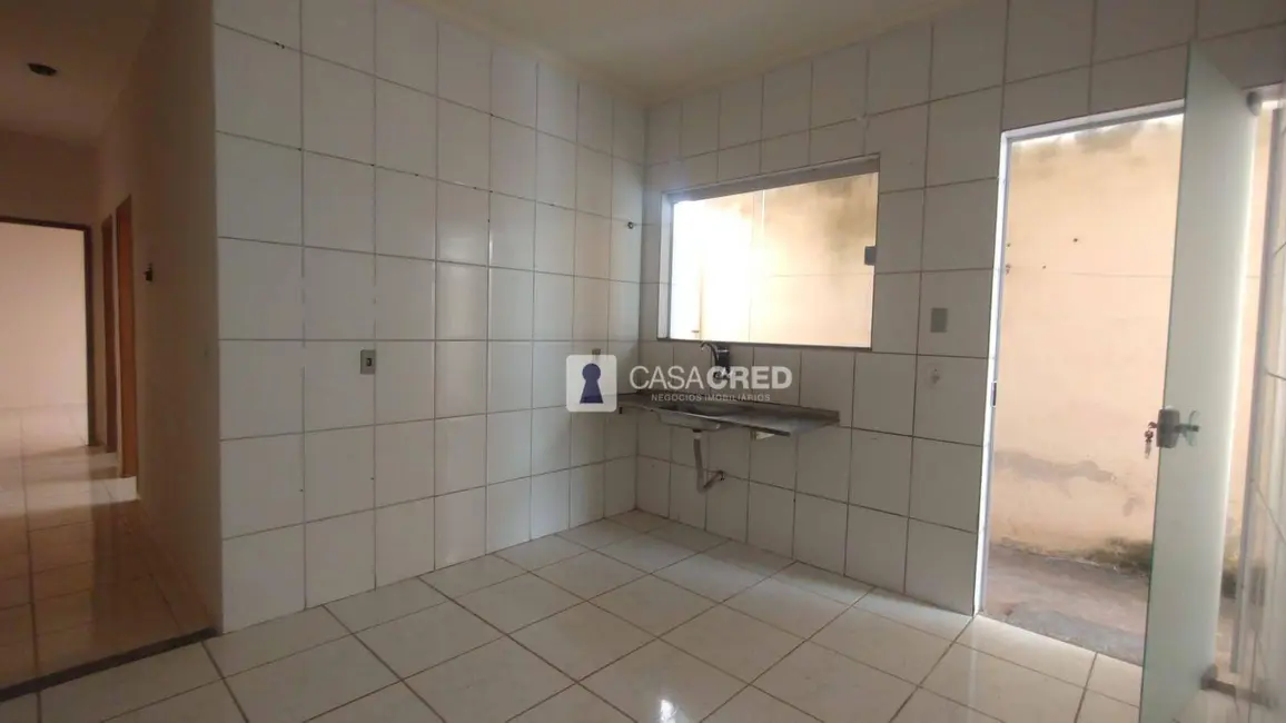 Casa com 2 quartos à venda, 100m2 em Jardim São Joaquim, Varginha - MG - imagem 4 Foto 4 de Casa com 2 quartos à venda, 100m2 em Jardim São Joaquim, Varginha - MG