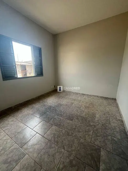 Casa com 3 quartos à venda, 210m2 em Jardim Estrela I, Varginha - MG - imagem 5 Foto 5 de Casa com 3 quartos à venda, 210m2 em Jardim Estrela I, Varginha - MG