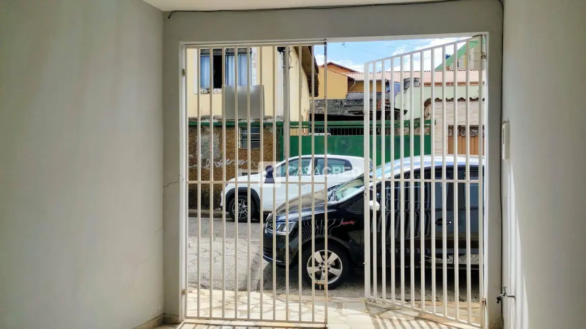 Casa com 2 quartos à venda, 100m2 em Vila Nogueira, Varginha - MG - imagem 2 Foto 2 de Casa com 2 quartos à venda, 100m2 em Vila Nogueira, Varginha - MG