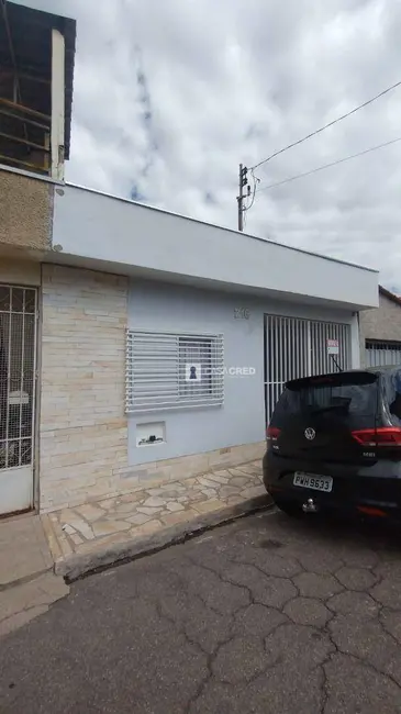 Foto 1 de Casa com 2 quartos à venda, 100m2 em Vila Nogueira, Varginha - MG