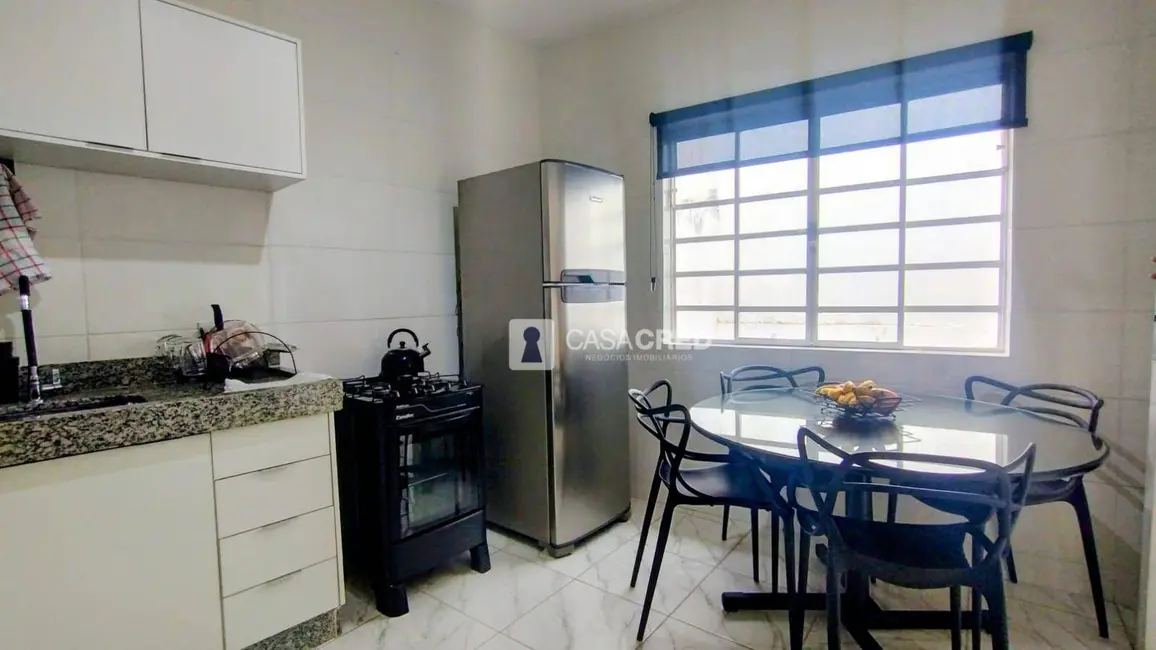 Casa com 2 quartos à venda, 100m2 em Vila Nogueira, Varginha - MG - imagem 6 Foto 6 de Casa com 2 quartos à venda, 100m2 em Vila Nogueira, Varginha - MG
