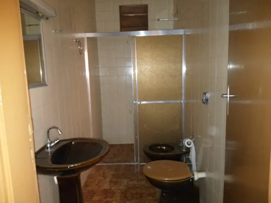 Casa com 5 quartos à venda, 270m2 em Vila Bueno, Varginha - MG - imagem 8 Foto 8 de Casa com 5 quartos à venda, 270m2 em Vila Bueno, Varginha - MG