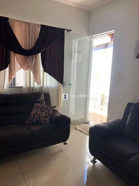 Casa com 2 quartos à venda, 100m2 em Princesa do Sul, Varginha - MG - imagem 2 Foto 2 de Casa com 2 quartos à venda, 100m2 em Princesa do Sul, Varginha - MG