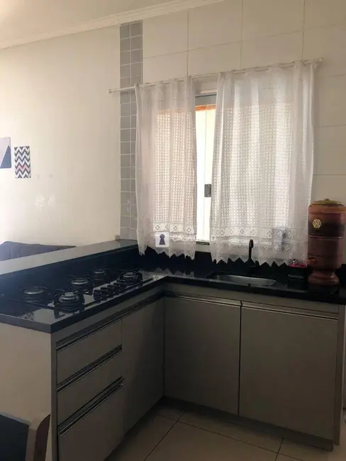Casa com 2 quartos à venda, 100m2 em Princesa do Sul, Varginha - MG - imagem 3 Foto 3 de Casa com 2 quartos à venda, 100m2 em Princesa do Sul, Varginha - MG