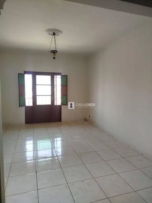 Foto 1 de Casa com 3 quartos para alugar, 200m2 em Vila Belmiro, Varginha - MG