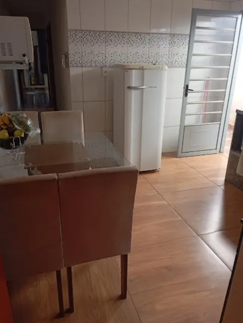 Foto 1 de Casa com 2 quartos à venda, 125m2 em Varginha - MG