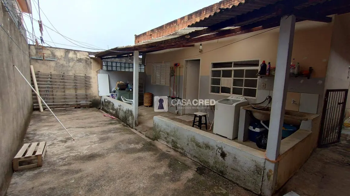 Casa com 3 quartos à venda, 249m2 em Damasco, Varginha - MG - imagem 8 Foto 8 de Casa com 3 quartos à venda, 249m2 em Damasco, Varginha - MG