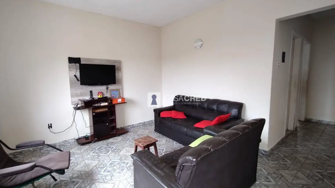 Casa com 3 quartos à venda, 249m2 em Damasco, Varginha - MG - imagem 2 Foto 2 de Casa com 3 quartos à venda, 249m2 em Damasco, Varginha - MG