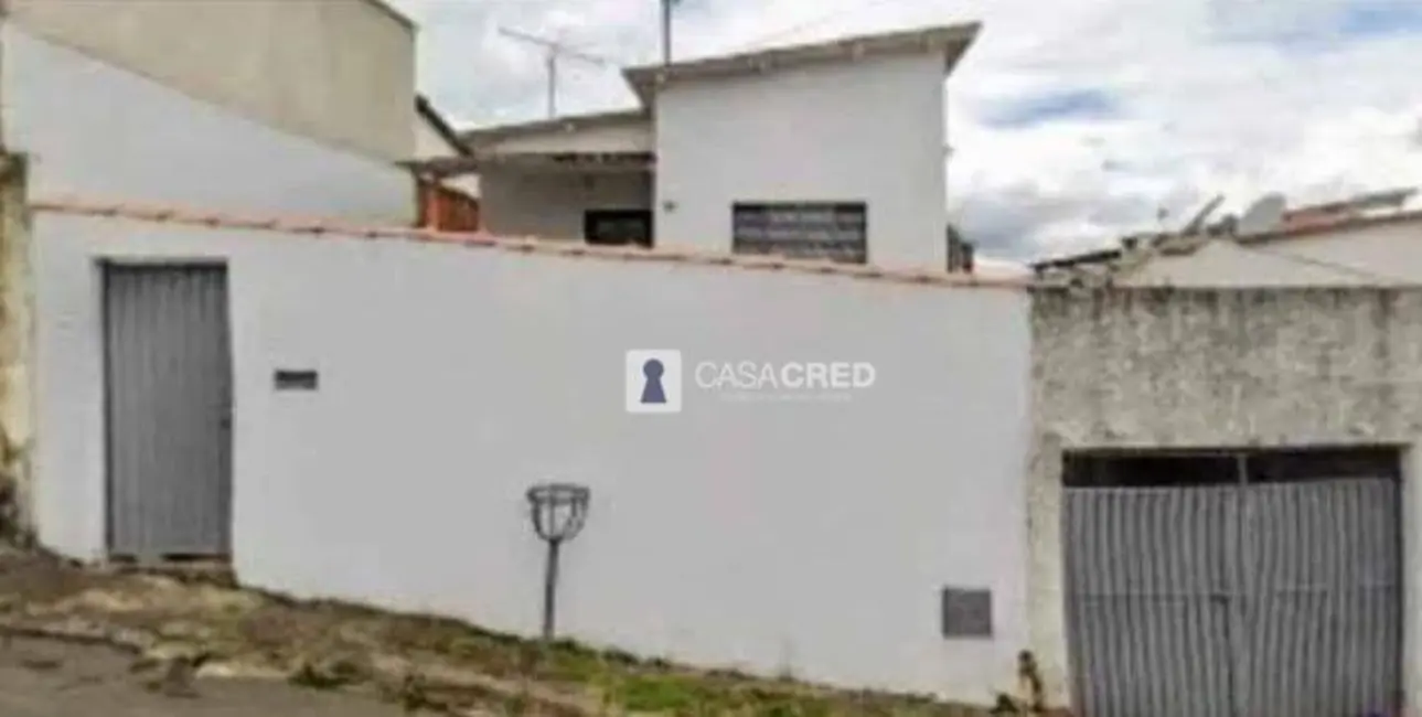 Foto 1 de Casa com 2 quartos à venda, 250m2 em Bom Pastor, Varginha - MG