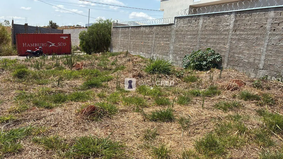 Terreno / Lote à venda, 200m2 em Fausto Ribeiro, Varginha - MG - imagem 1 Foto 1 de Terreno / Lote à venda, 200m2 em Fausto Ribeiro, Varginha - MG