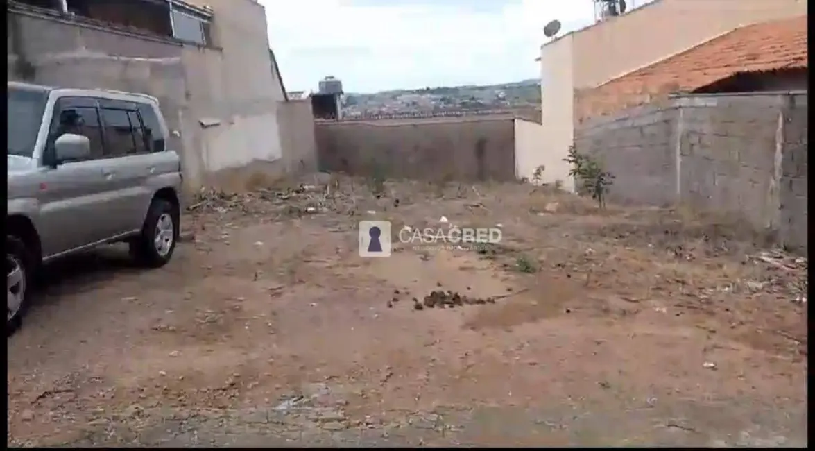 Terreno / Lote à venda, 283m2 em Rezende, Varginha - MG - imagem 3 Foto 3 de Terreno / Lote à venda, 283m2 em Rezende, Varginha - MG