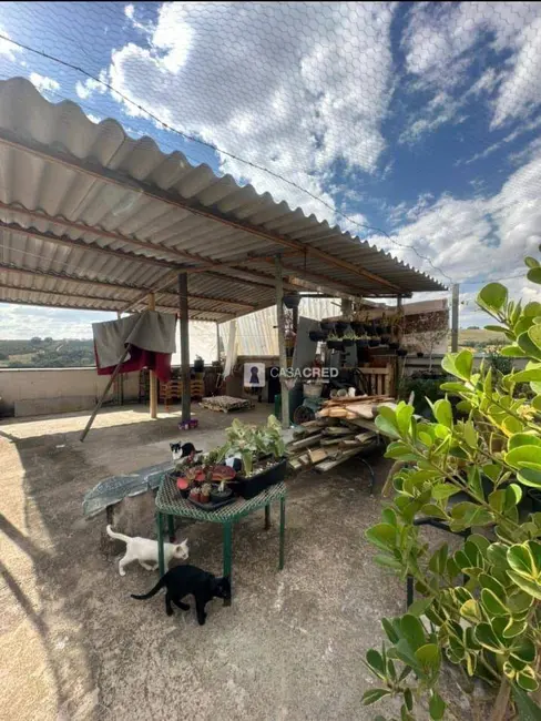 Casa com 2 quartos à venda, 180m2 em Centro, Varginha - MG - imagem 3 Foto 3 de Casa com 2 quartos à venda, 180m2 em Centro, Varginha - MG